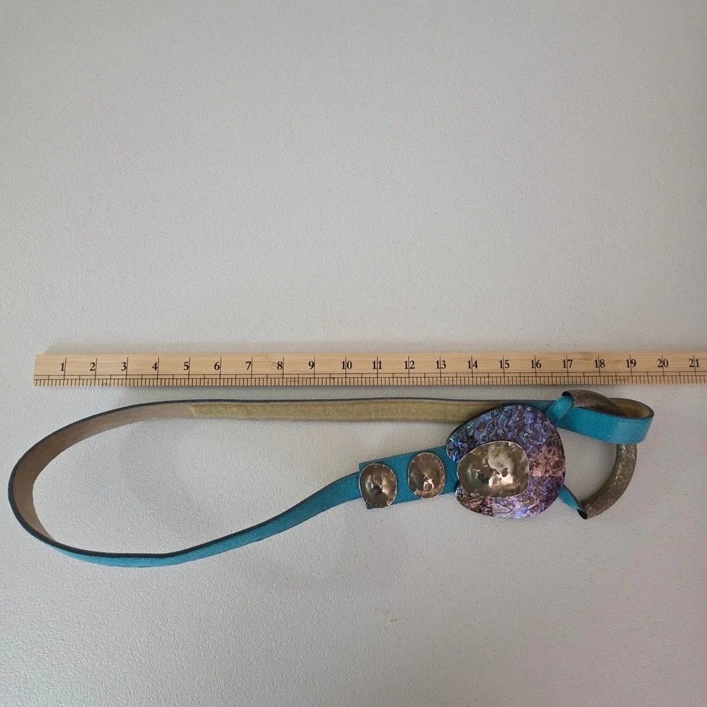 Vintage Abalone Shell Belt Womens Large Turquoise Blue Lizard Embossed Artisan